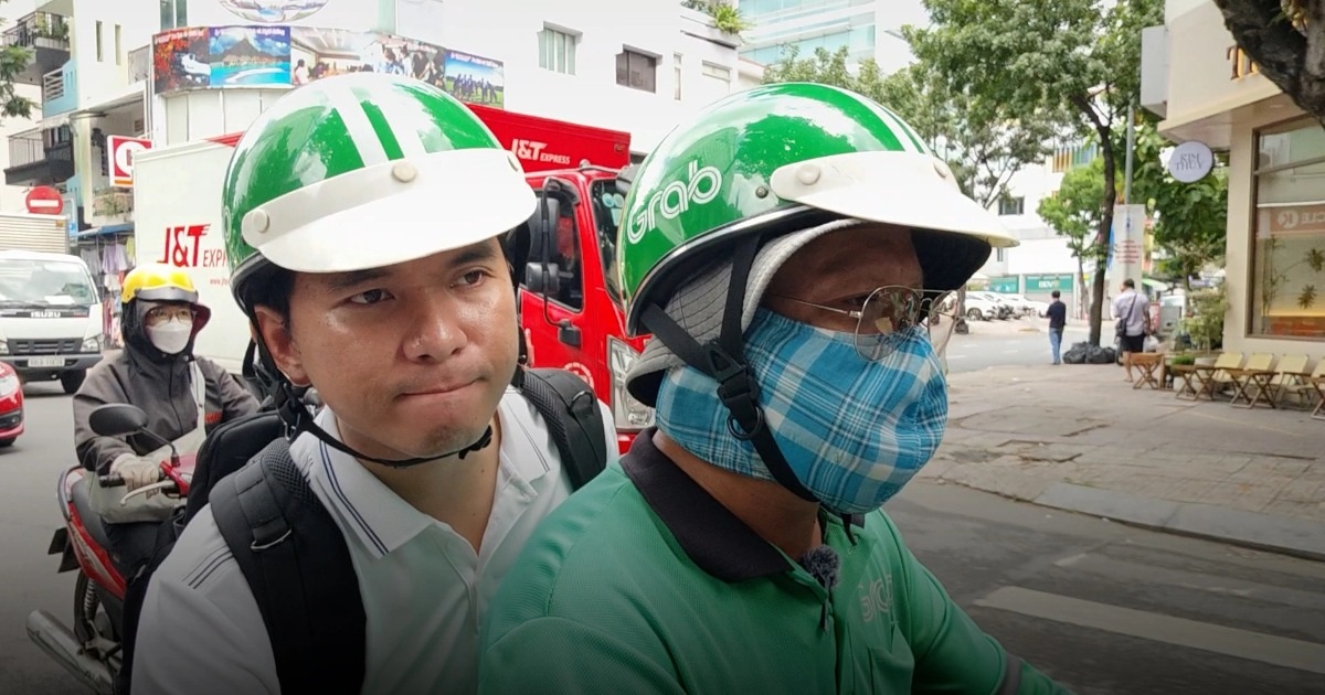 Tài xế công nghệ ở TPHCM mong được hỗ trợ khi đổi xe xăng sang xe điện