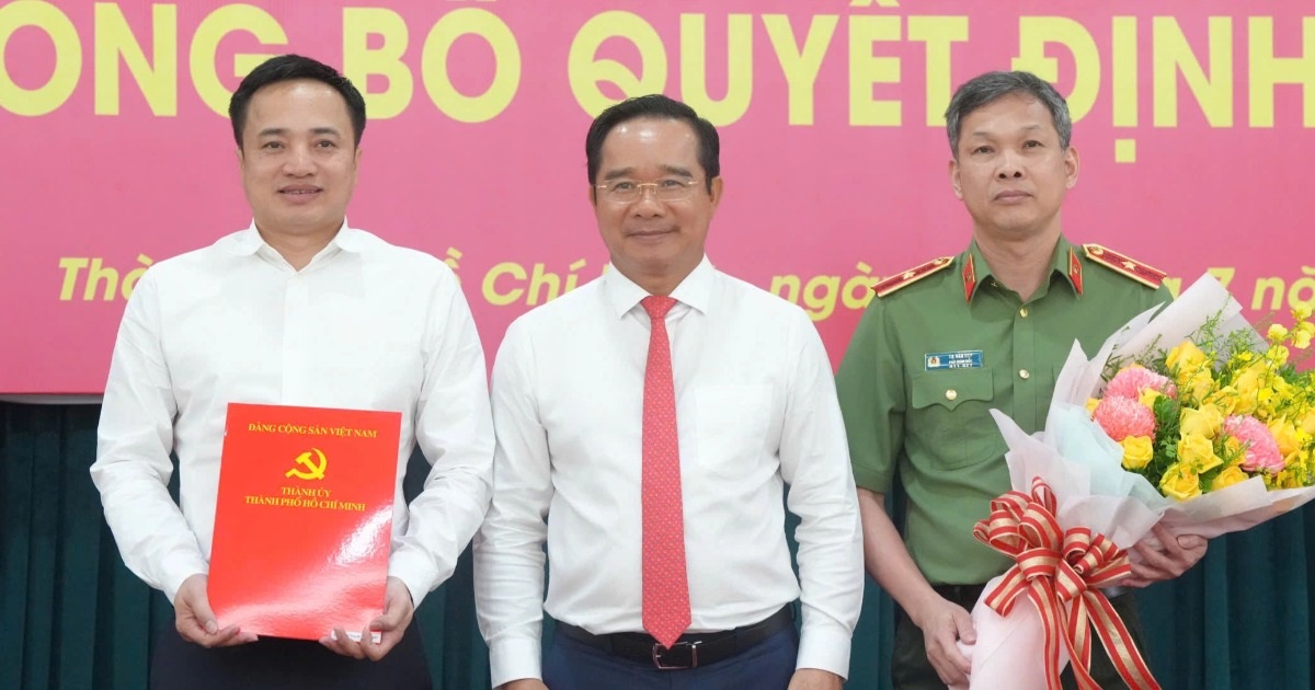 Thành lập Đảng bộ Công an và Đảng bộ Quân sự TPHCM mới Thành lập Đảng bộ Công an và Đảng bộ Quân sự TPHCM mới
