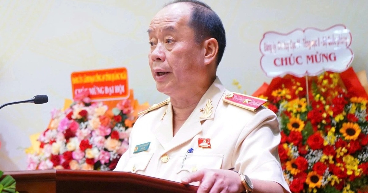 Thiếu tướng Nguyễn Hữu Hợp làm Bí thư Đảng ủy Công an thành phố Đà Nẵng Thiếu tướng Nguyễn Hữu Hợp làm Bí thư Đảng ủy Công an thành phố Đà Nẵng