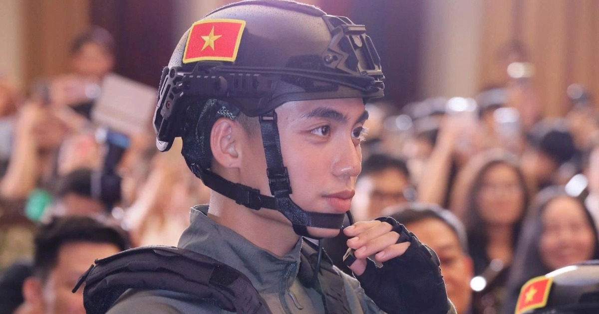 Tiến Luật suýt ngất xỉu, MONO ngạt thở khi nhập vai làm công an Tiến Luật suýt ngất xỉu, MONO ngạt thở khi nhập vai làm công an