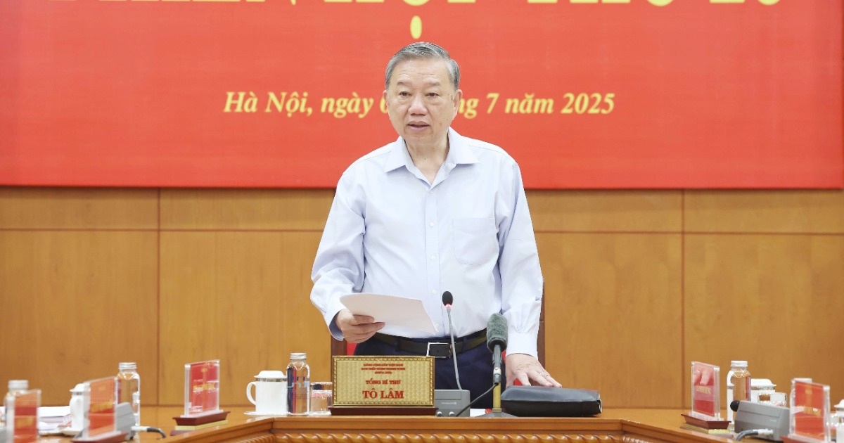 Tổng Bí thư: Kịp thời xử lý sai phạm trong bố trí cán bộ, sắp xếp bộ máy Tổng Bí thư: Kịp thời xử lý sai phạm trong bố trí cán bộ, sắp xếp bộ máy