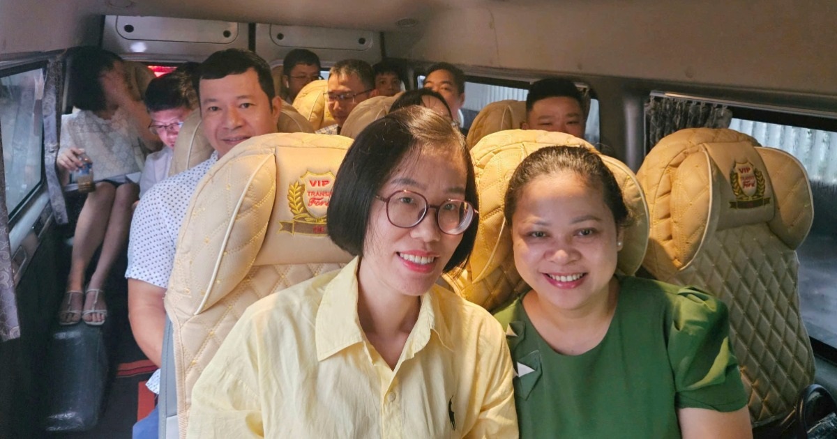 Vận hành chính quyền 2 cấp ở Hải Phòng: Thuê xe chung đến nơi làm việc mới Vận hành chính quyền 2 cấp ở Hải Phòng: Thuê xe chung đến nơi làm việc mới
