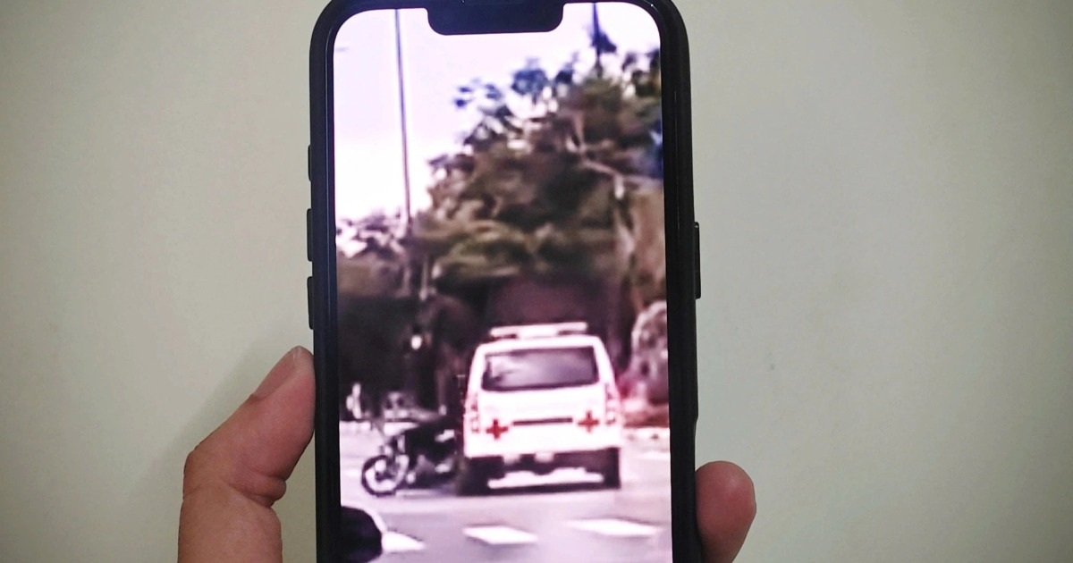 Xác minh clip xe cứu thương va chạm với xe máy tại giao lộ ở TPHCM Xác minh clip xe cứu thương va chạm với xe máy tại giao lộ ở TPHCM