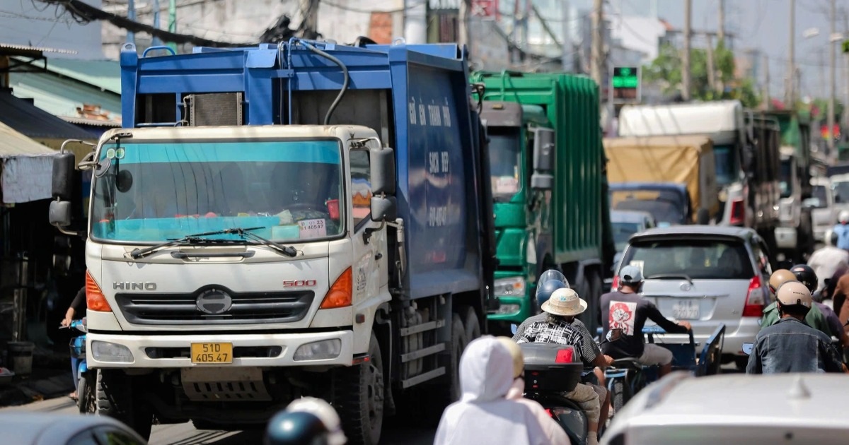 Bãi rác Đa Phước tiếp tục nhận rác ở TPHCM cả ngày lẫn đêm đến 30/11 Bãi rác Đa Phước tiếp tục nhận rác ở TPHCM cả ngày lẫn đêm đến 30/11