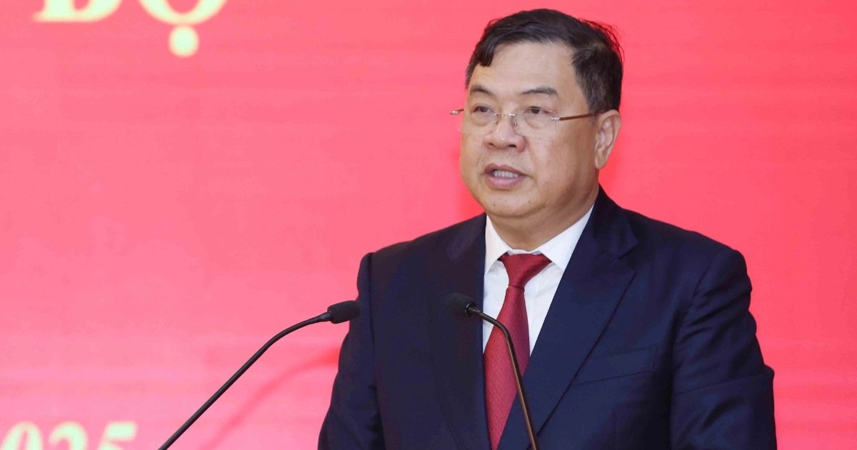 Bộ Chính trị bổ nhiệm ông Phạm Gia Túc làm Chánh Văn phòng Trung ương Đảng Bộ Chính trị bổ nhiệm ông Phạm Gia Túc làm Chánh Văn phòng Trung ương Đảng