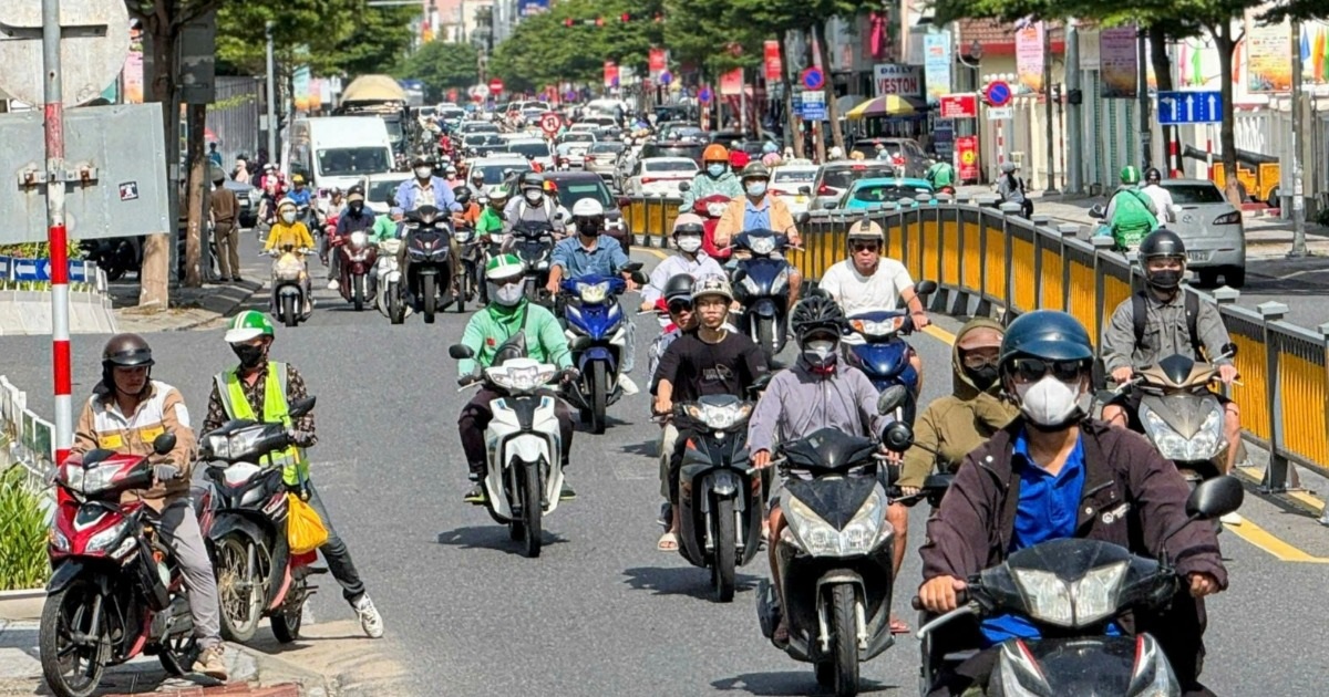 Đà Nẵng lên tiếng về việc chuyển đổi xe xăng sang xe điện Đà Nẵng lên tiếng về việc chuyển đổi xe xăng sang xe điện