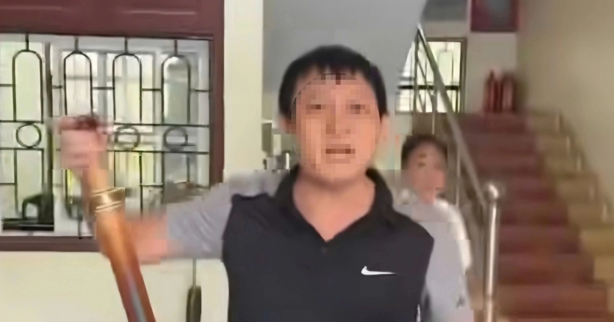 Đang hoàn tất hồ sơ để kỷ luật cán bộ thuế xưng “mày – tao” với dân Đang hoàn tất hồ sơ để kỷ luật cán bộ thuế xưng “mày - tao” với dân