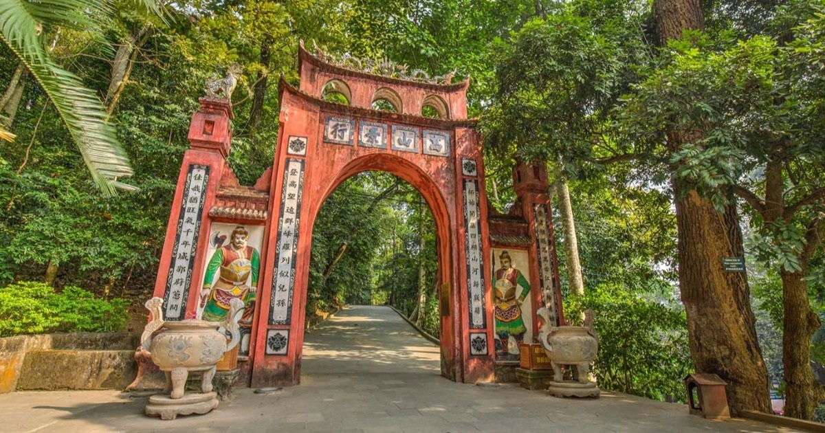 Đề xuất dựng tượng đài Chủ tịch Hồ Chí Minh ở Đền Hùng Đề xuất dựng tượng đài Chủ tịch Hồ Chí Minh ở Đền Hùng