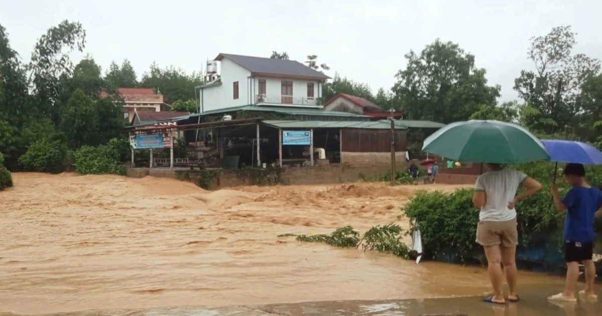 Mưa lớn gây ngập lụt, sạt lở đất nhiều nơi ở Bắc Ninh, Thái Nguyên Mưa lớn gây ngập lụt, sạt lở đất nhiều nơi ở Bắc Ninh, Thái Nguyên
