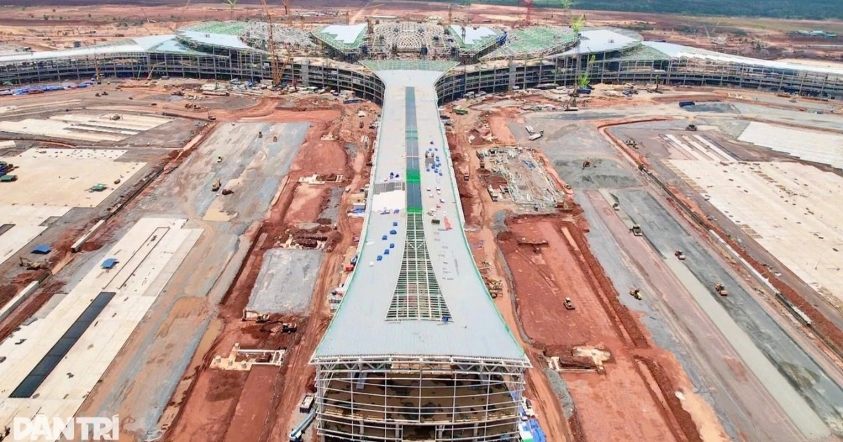 Nghiên cứu kỹ việc chuyển chuyến bay quốc tế về sân bay Long Thành Nghiên cứu kỹ việc chuyển chuyến bay quốc tế về sân bay Long Thành