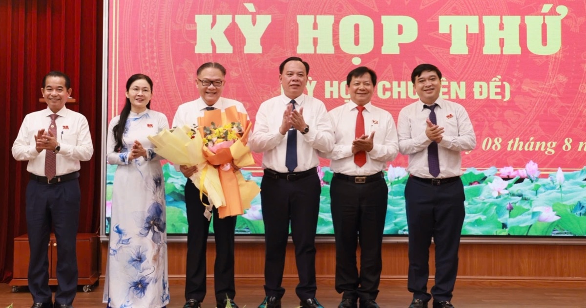 Ông Nguyễn Kim Long được bầu làm Phó chủ tịch tỉnh Đồng Nai Ông Nguyễn Kim Long được bầu làm Phó chủ tịch tỉnh Đồng Nai