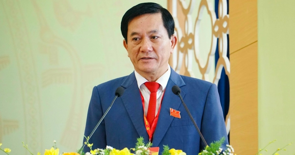 Ông Võ Văn Hồng làm Bí thư phường đông dân nhất TPHCM Ông Võ Văn Hồng làm Bí thư phường đông dân nhất TPHCM