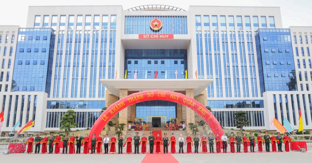 Quân khu 7 khánh thành tòa nhà Sở Chỉ huy mới tại TPHCM Quân khu 7 khánh thành tòa nhà Sở Chỉ huy mới tại TPHCM