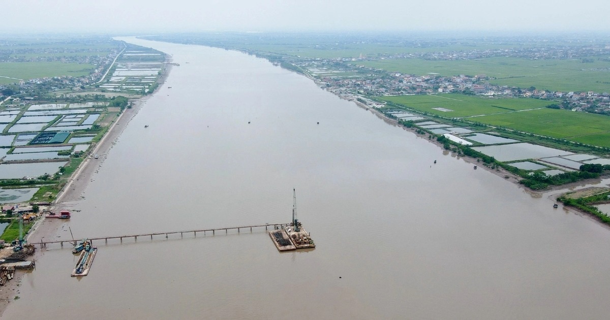 Thiếu tá biên phòng tử vong trong lúc làm nhiệm vụ trông coi tàu Thiếu tá biên phòng tử vong trong lúc làm nhiệm vụ trông coi tàu