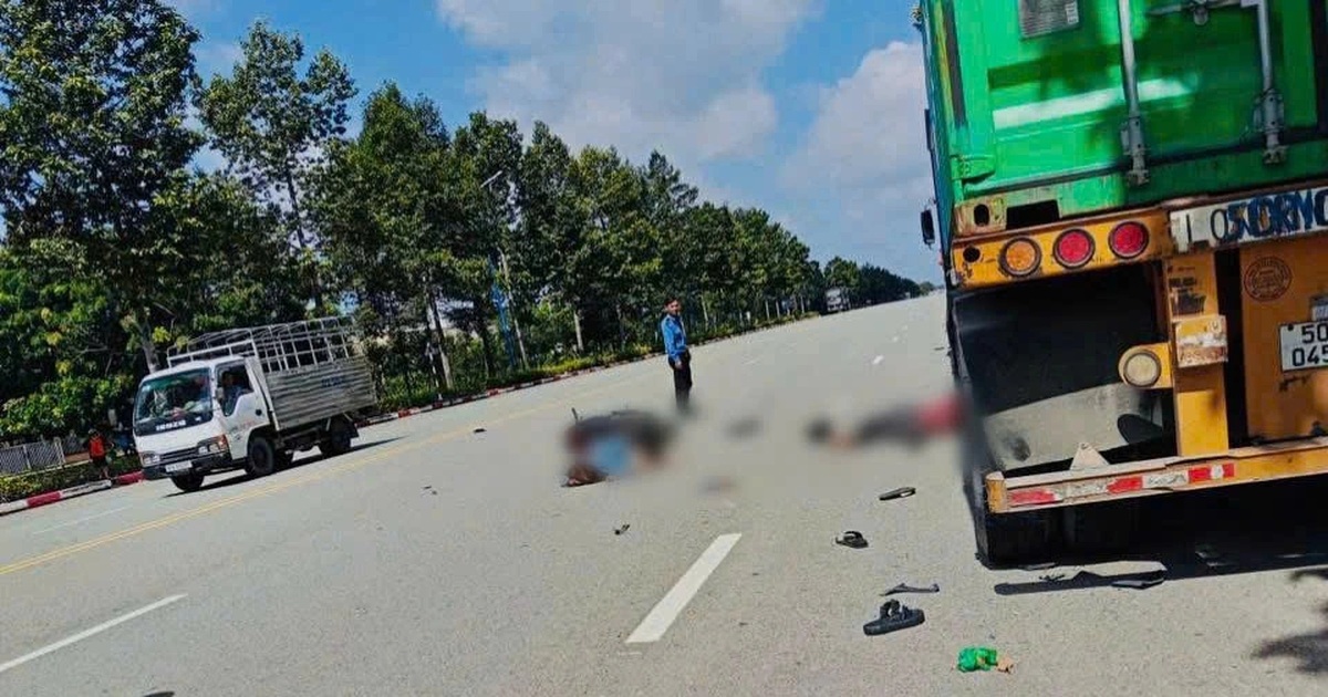 Tông đuôi xe đầu kéo container, đôi nam nữ thương vong ở TPHCM Tông đuôi xe đầu kéo container, đôi nam nữ thương vong ở TPHCM