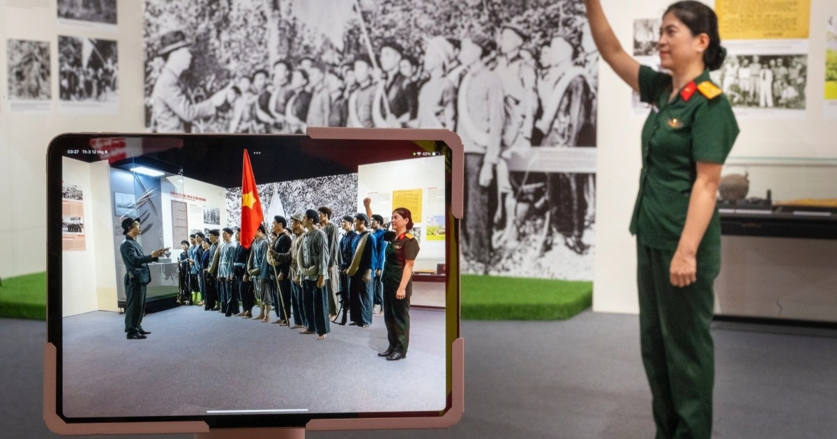 Trải nghiệm chứng kiến những thời khắc lịch sử tự hào của dân tộc Trải nghiệm chứng kiến những thời khắc lịch sử tự hào của dân tộc
