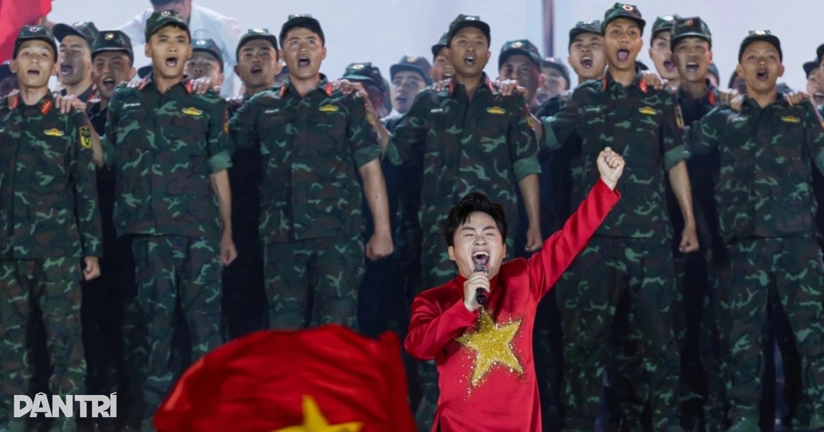 Từ cơn sốt “concert yêu nước” đến sản phẩm chiến lược lan tỏa quốc tế Từ cơn sốt "concert yêu nước" đến sản phẩm chiến lược lan tỏa quốc tế