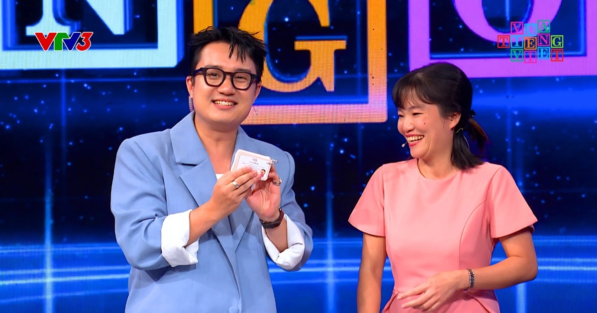 BTV Sơn Lâm thay NSND Xuân Bắc dẫn chương trình “Vua tiếng Việt” trên VTV BTV Sơn Lâm thay NSND Xuân Bắc dẫn chương trình "Vua tiếng Việt" trên VTV