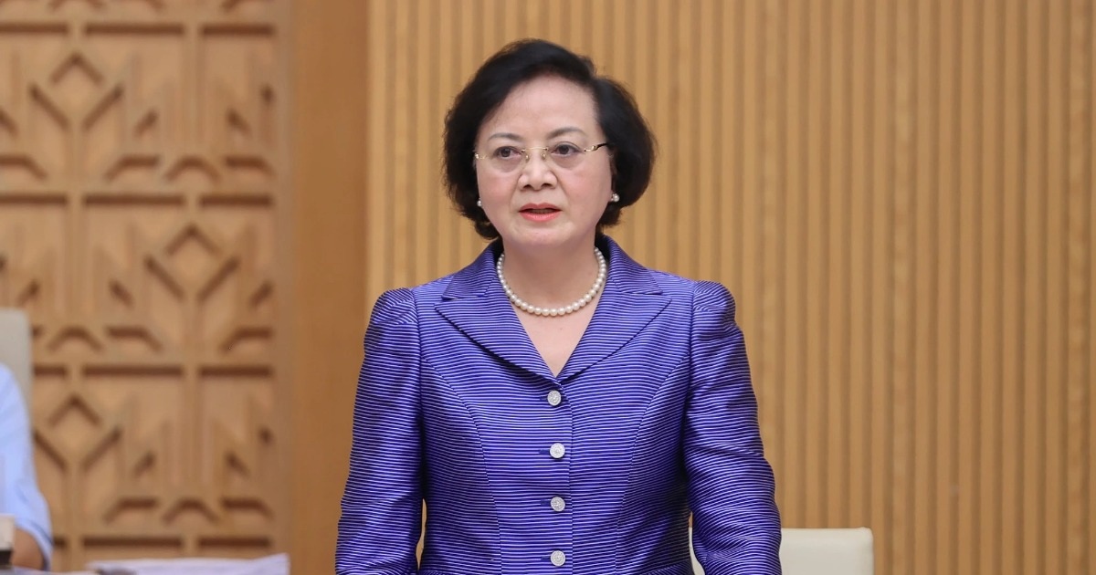 Báo cáo Bộ Chính trị việc điều chỉnh lương và phụ cấp ngay trong tháng 9 Báo cáo Bộ Chính trị việc điều chỉnh lương và phụ cấp ngay trong tháng 9
