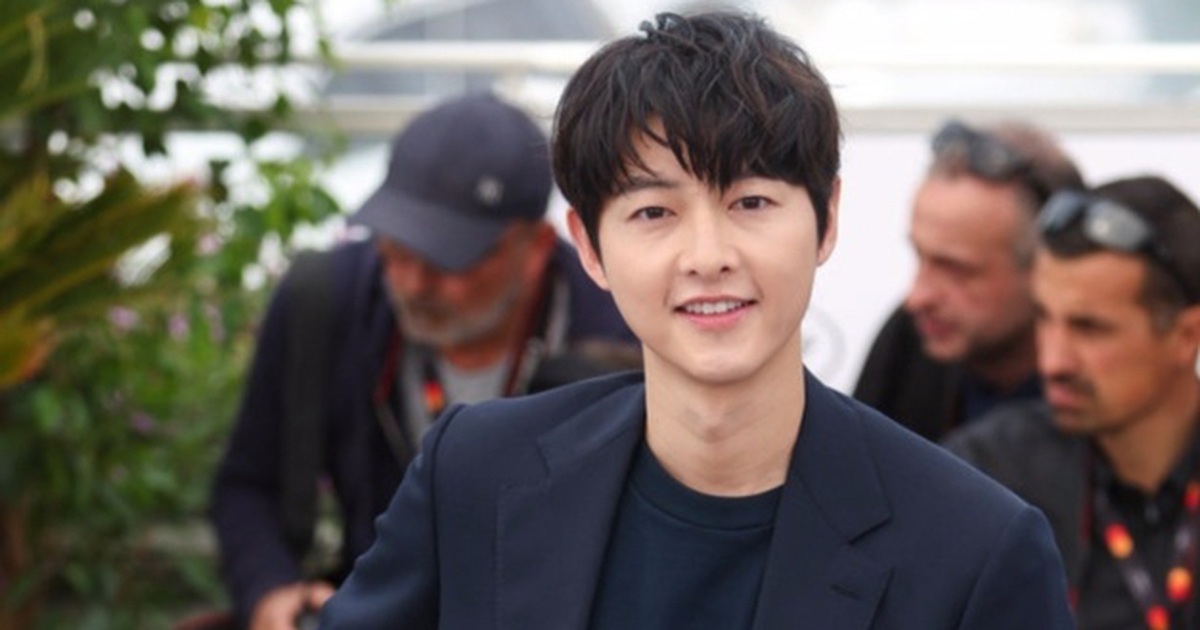 Bùng nổ tranh cãi quanh phát ngôn của Song Joong Ki về phụ nữ Bùng nổ tranh cãi quanh phát ngôn của Song Joong Ki về phụ nữ