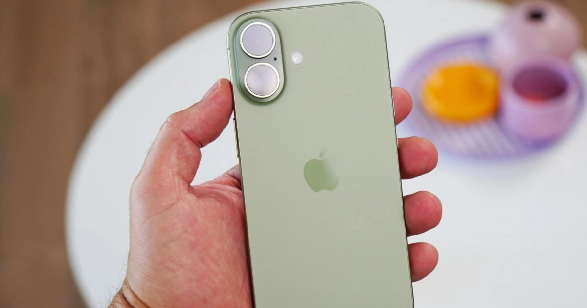Điểm tuần: iPhone 17 giảm giá, Apple Intelligence có tiếng Việt Điểm tuần: iPhone 17 giảm giá, Apple Intelligence có tiếng Việt