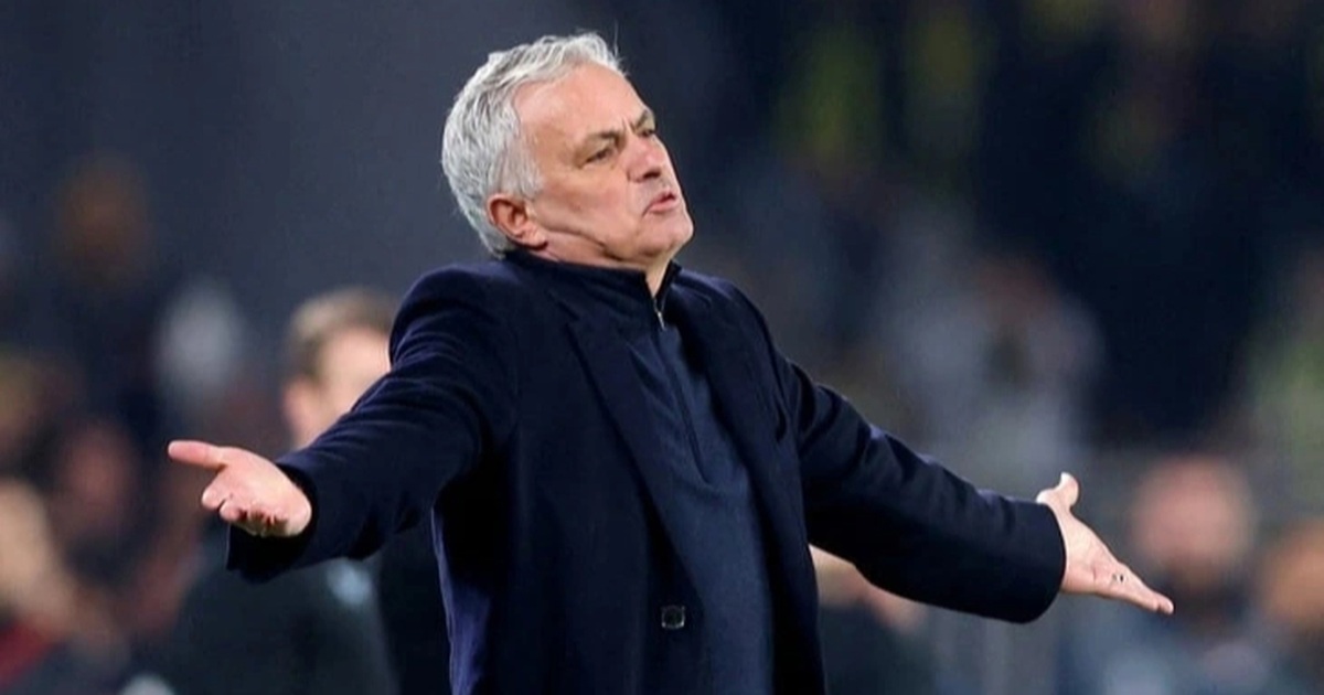 HLV Mourinho bất ngờ bị cáo buộc dàn xếp tỷ số HLV Mourinho bất ngờ bị cáo buộc dàn xếp tỷ số