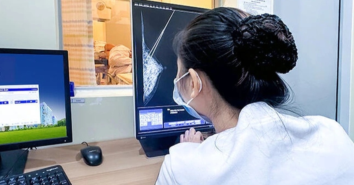 Mẹ đơn thân suy sụp phát hiện ung thư giống 2 chị ruột, bác sĩ hé lộ lý do Mẹ đơn thân suy sụp phát hiện ung thư giống 2 chị ruột, bác sĩ hé lộ lý do