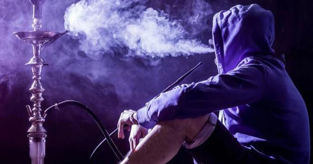 Một giờ hút shisha độc ngang 100 điếu thuốc lá