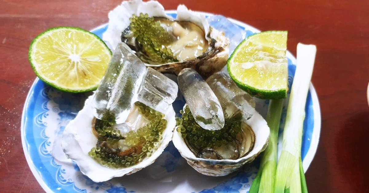 Người đàn ông ở TPHCM nguy kịch sau khi ăn hàu sống Người đàn ông ở TPHCM nguy kịch sau khi ăn hàu sống