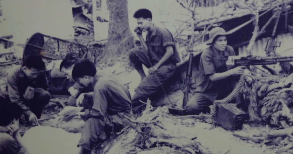 Thành cổ Quảng Trị – từ trận chiến 81 ngày đêm đến bối cảnh “Mưa đỏ” Thành cổ Quảng Trị - từ trận chiến 81 ngày đêm đến bối cảnh "Mưa đỏ"