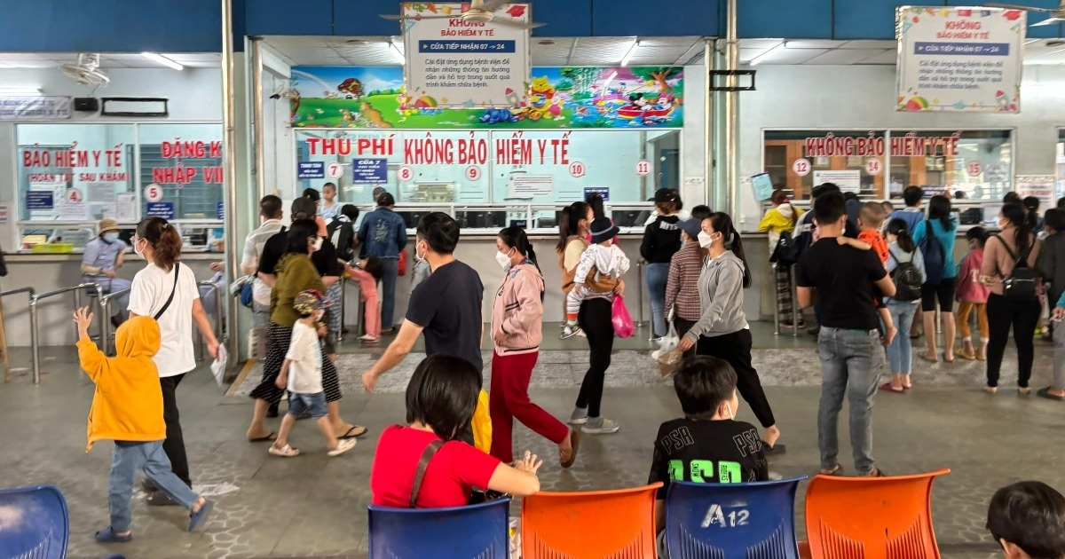 Thêm 2 bệnh viện ở TPHCM phát cảnh báo “nóng” Thêm 2 bệnh viện ở TPHCM phát cảnh báo "nóng"