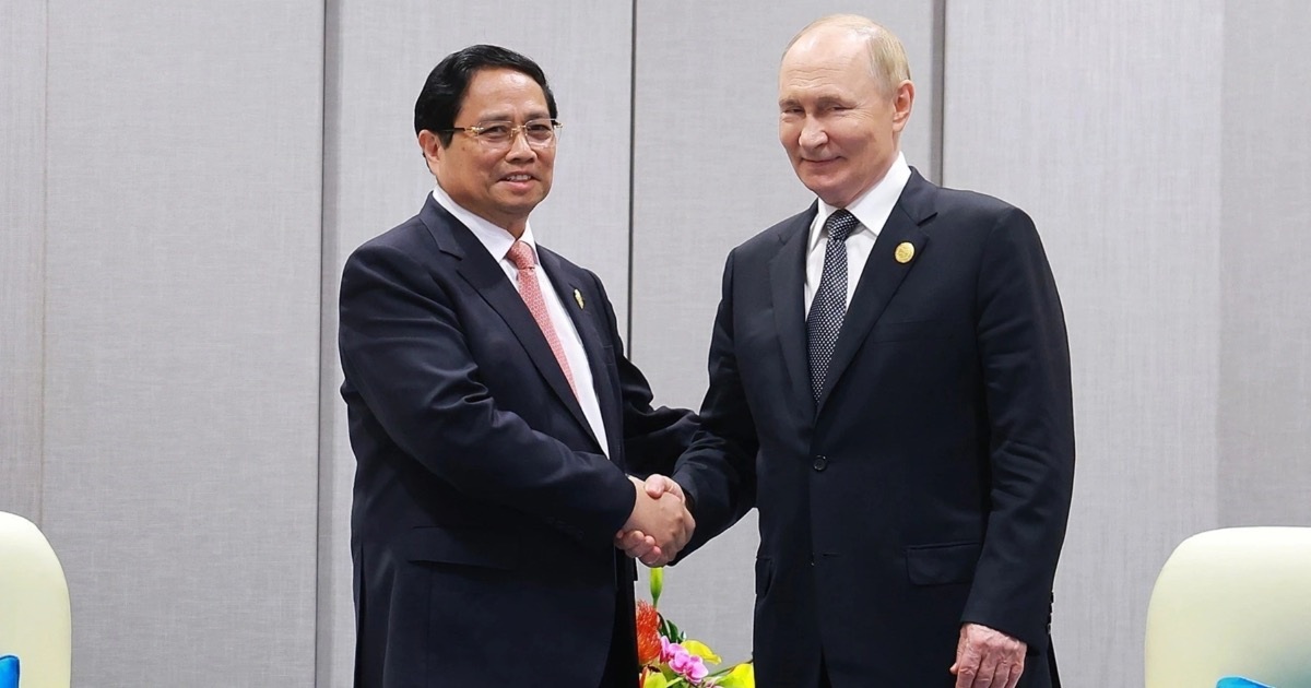 Thủ tướng Phạm Minh Chính hội kiến Tổng thống Nga Vladimir Putin Thủ tướng Phạm Minh Chính hội kiến Tổng thống Nga Vladimir Putin