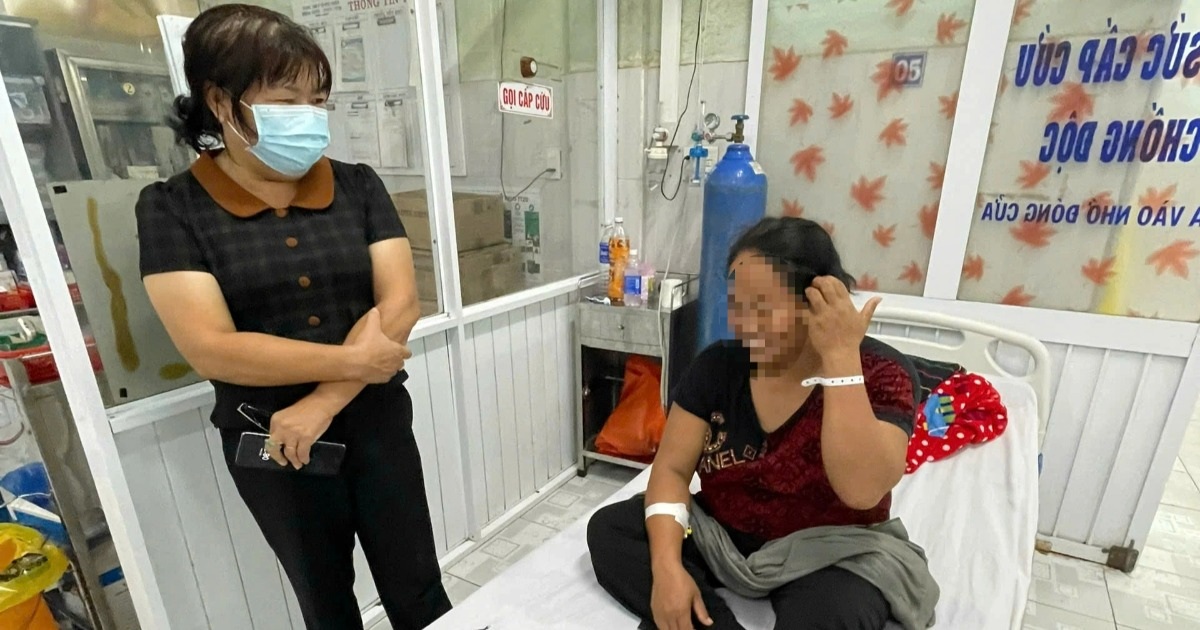 Vụ 131 người nhập viện sau tiệc tân gia: 45 người đã xuất viện Vụ 131 người nhập viện sau tiệc tân gia: 45 người đã xuất viện