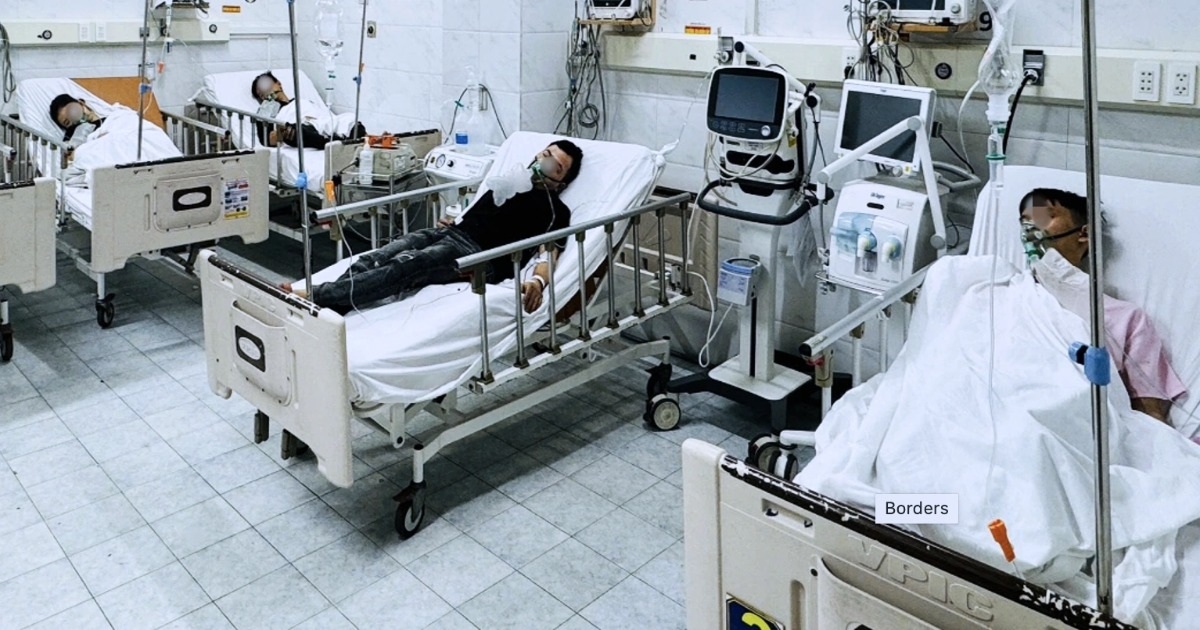 5 người gục xuống sàn lâm nguy khi dự bữa tiệc trong phòng kín ở TPHCM 5 người gục xuống sàn lâm nguy khi dự bữa tiệc trong phòng kín ở TPHCM