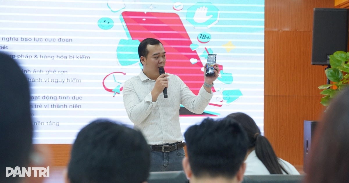 Báo Dân trí đào tạo truyền thông y tế trên TikTok cho y bác sĩ Bạch Mai Báo Dân trí đào tạo truyền thông y tế trên TikTok cho y bác sĩ Bạch Mai