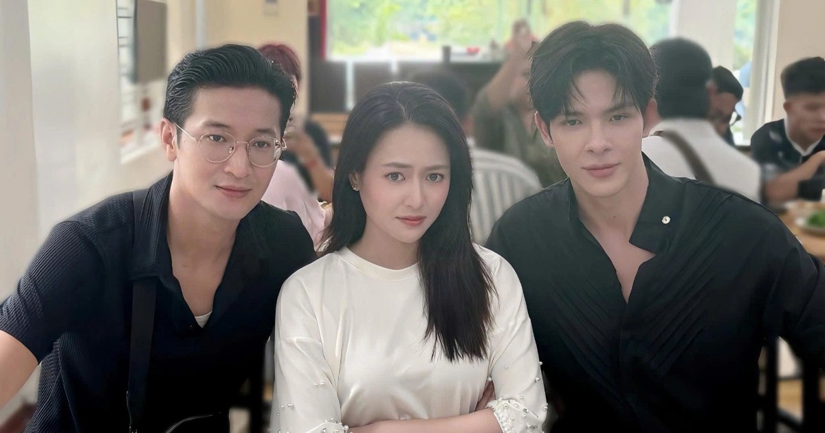 Chồng Việt Hoa không ghen khi vợ đóng cảnh nóng cùng “tổng tài” Denis Đặng Chồng Việt Hoa không ghen khi vợ đóng cảnh nóng cùng "tổng tài" Denis Đặng