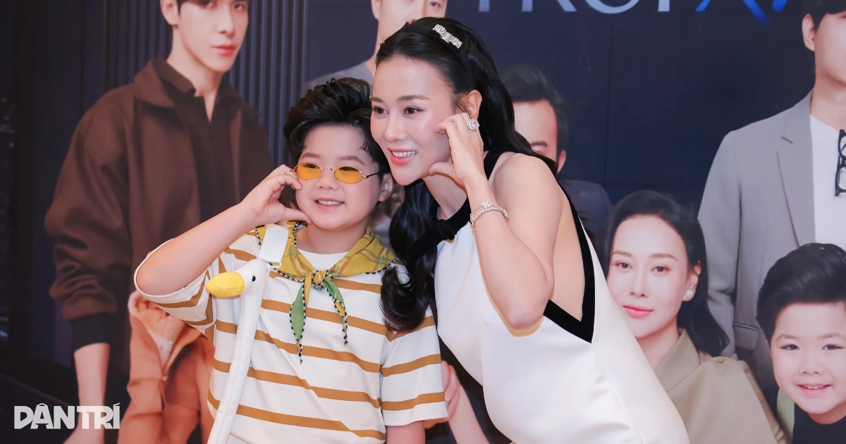 Điều ít biết về diễn viên nhí Gia Nghĩa đa tài “Gió ngang khoảng trời xanh” Điều ít biết về diễn viên nhí Gia Nghĩa đa tài "Gió ngang khoảng trời xanh"