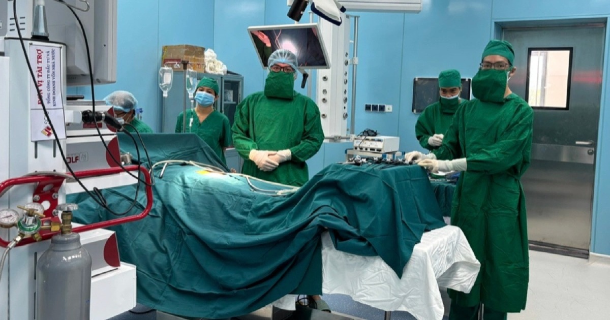 Hai ca mổ “không cấp cứu” đầu tiên đánh dấu bước tiến y tế Côn Đảo Hai ca mổ “không cấp cứu” đầu tiên đánh dấu bước tiến y tế Côn Đảo