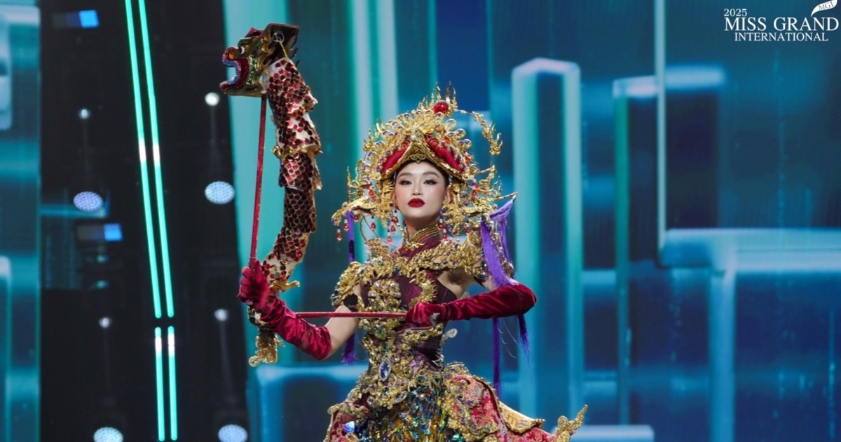 Kỳ tích y học: Ghép tạm tay vào chân cứu sống thai phụ song thai Hoa hậu Yến Nhi mặc trang phục 30kg, khán giả quốc tế vỗ tay tán thưởng