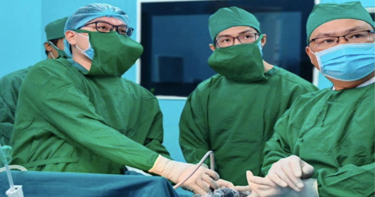 Học sinh lớp 10 thủng dạ dày nguy kịch, phải phẫu thuật khẩn cấp ở đặc khu Học sinh lớp 10 thủng dạ dày nguy kịch, phải phẫu thuật khẩn cấp ở đặc khu