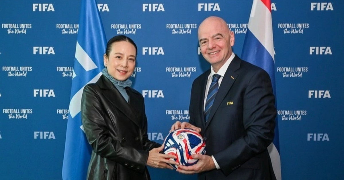 Madam Pang ghi dấu ấn lịch sử sau quyết định chưa từng có của FIFA Madam Pang ghi dấu ấn lịch sử sau quyết định chưa từng có của FIFA