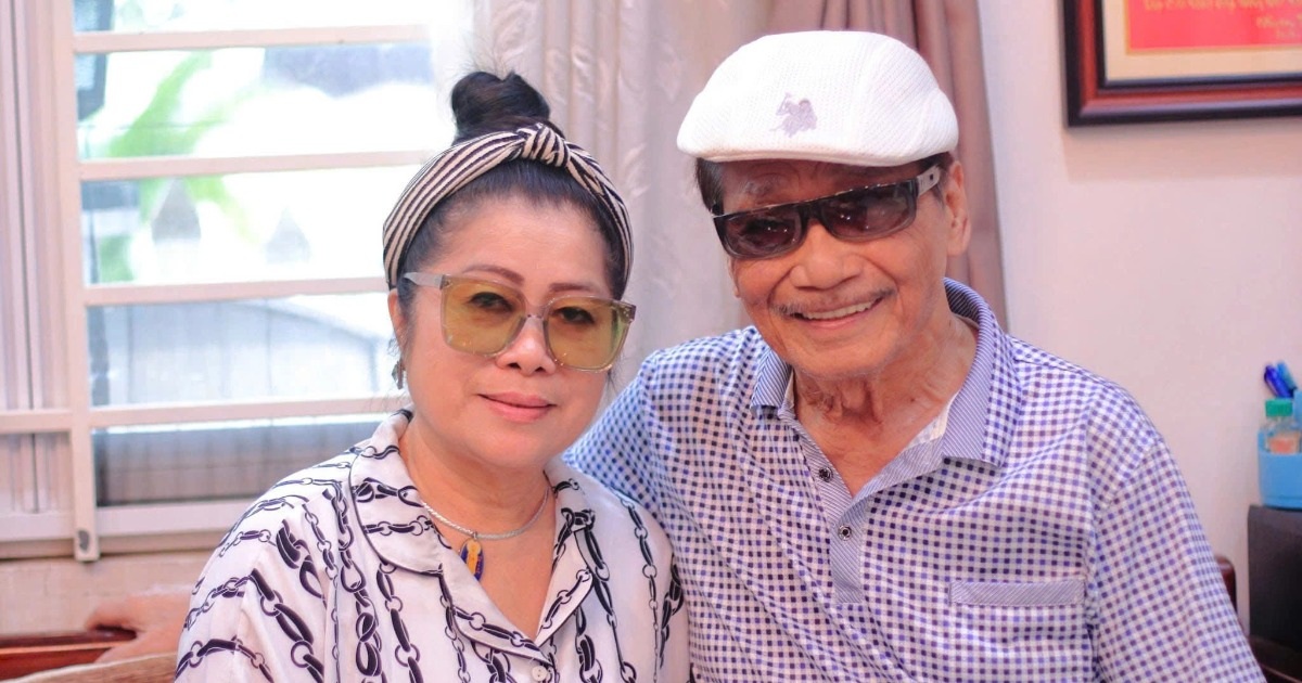 NSND Trần Hiếu tuổi U90: Sợ bà xã rời bỏ, vẫn đau đáu với âm nhạc NSND Trần Hiếu tuổi U90: Sợ bà xã rời bỏ, vẫn đau đáu với âm nhạc