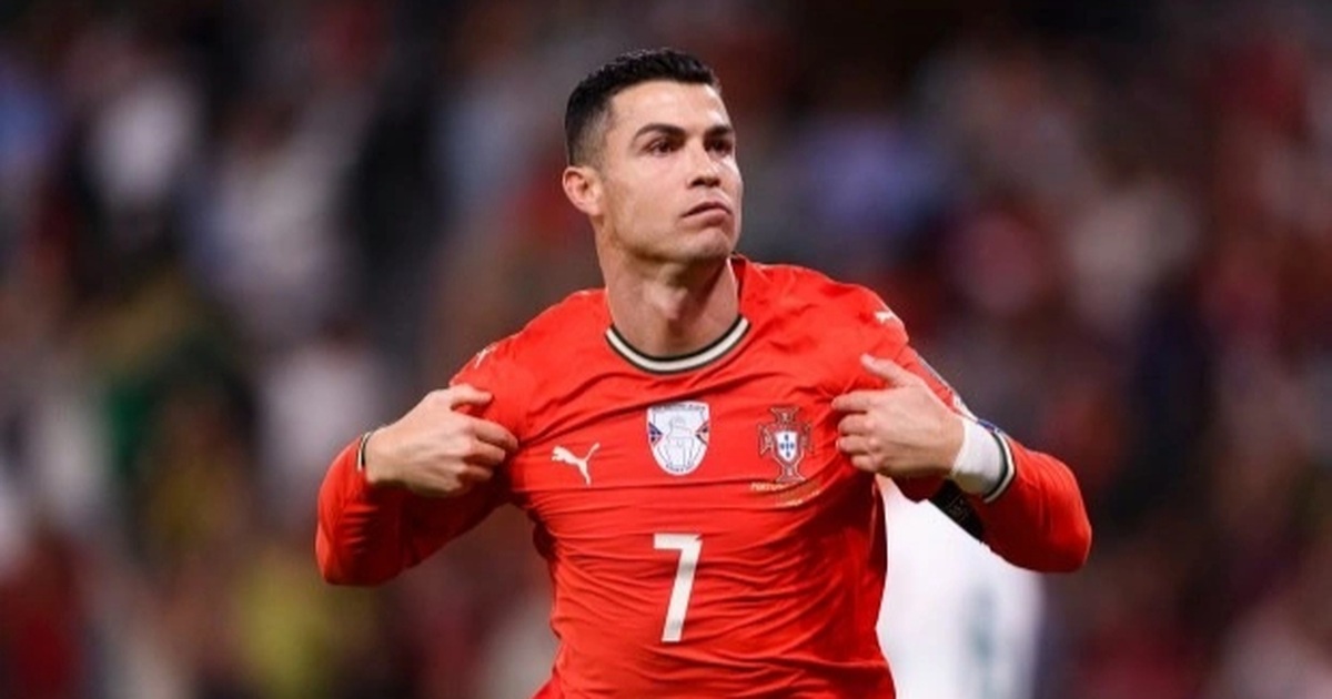 Ronaldo bỏ xa Messi, lập kỷ lục mới ở vòng loại World Cup Ronaldo bỏ xa Messi, lập kỷ lục mới ở vòng loại World Cup