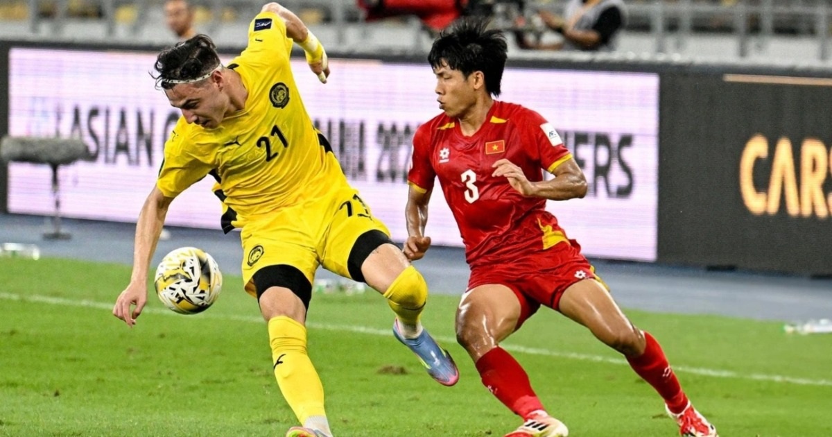 Tranh cãi nảy lửa ở bóng đá Malaysia sau khi nhận án phạt từ FIFA Tranh cãi nảy lửa ở bóng đá Malaysia sau khi nhận án phạt từ FIFA