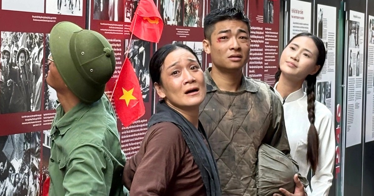 “Vang mãi khúc khải hoàn”: Ký ức về những ngày hào hùng của Thủ đô “Vang mãi khúc khải hoàn”: Ký ức về những ngày hào hùng của Thủ đô