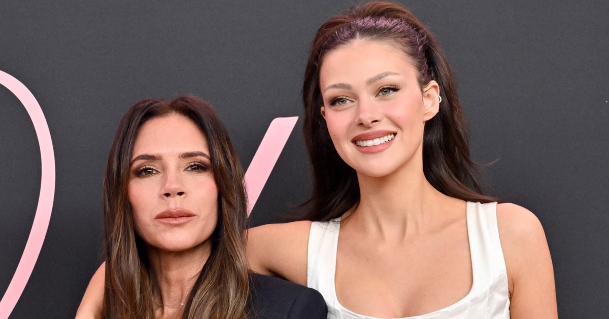 Victoria Beckham chủ động hàn gắn với con dâu, muốn gia đình sớm đoàn tụ Victoria Beckham chủ động hàn gắn với con dâu, muốn gia đình sớm đoàn tụ