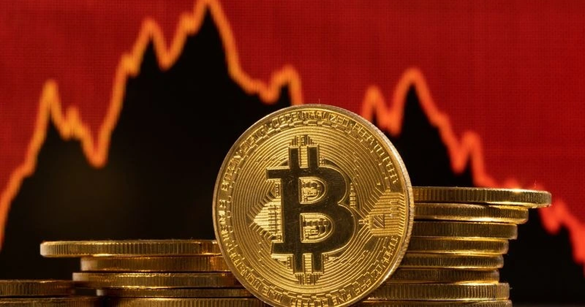 Bitcoin giảm sâu, nhà đầu tư hoảng loạn cực độ