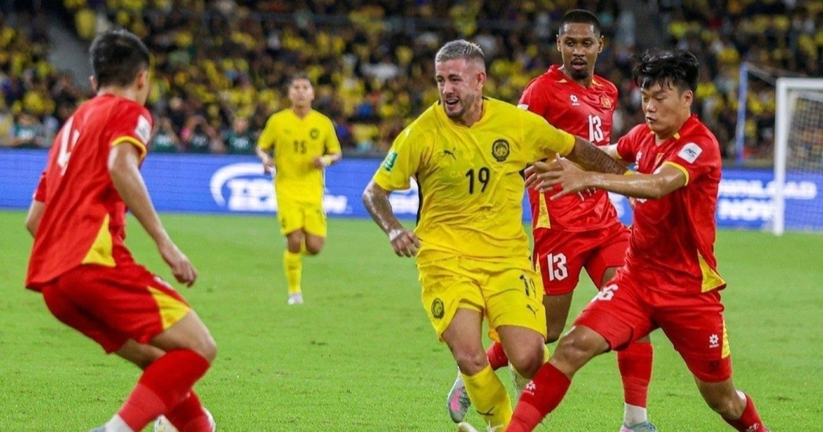 Bóng đá Malaysia sắp có biến sau khi bị FIFA trừng phạt