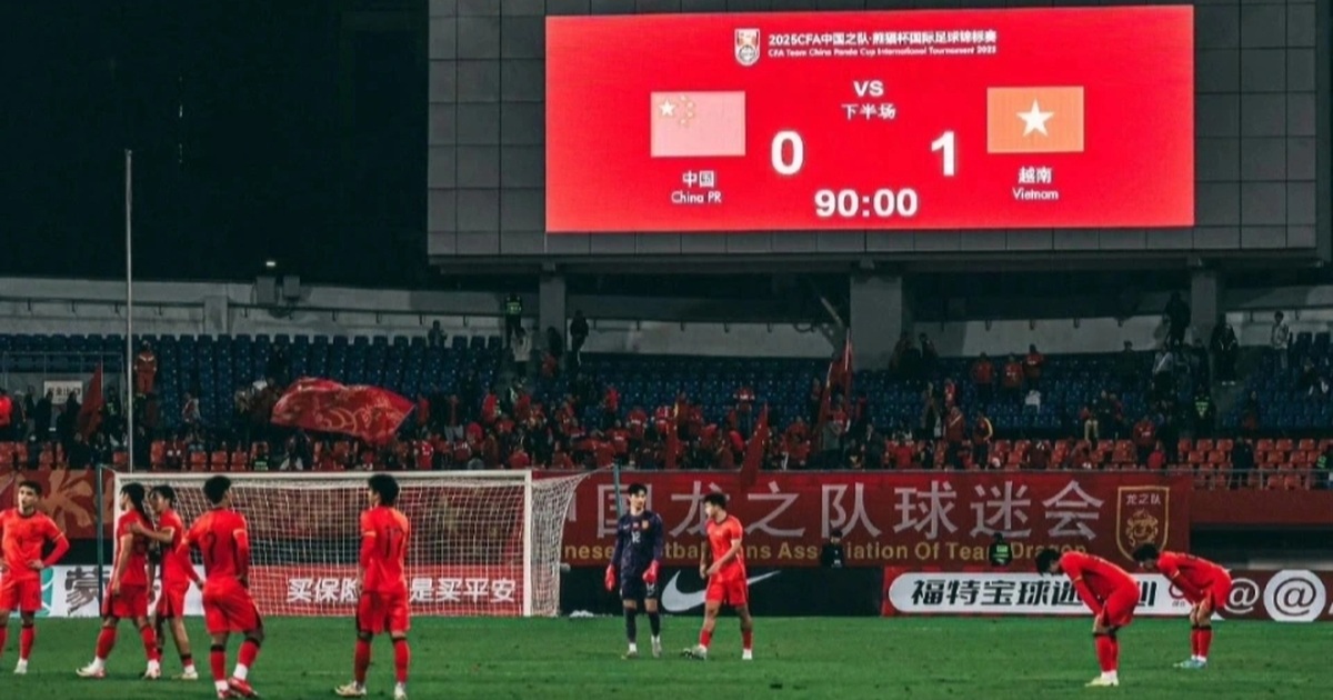 Chuyên gia Trung Quốc: “Kỹ năng cầu thủ chúng ta kém U22 Việt Nam 20 năm”