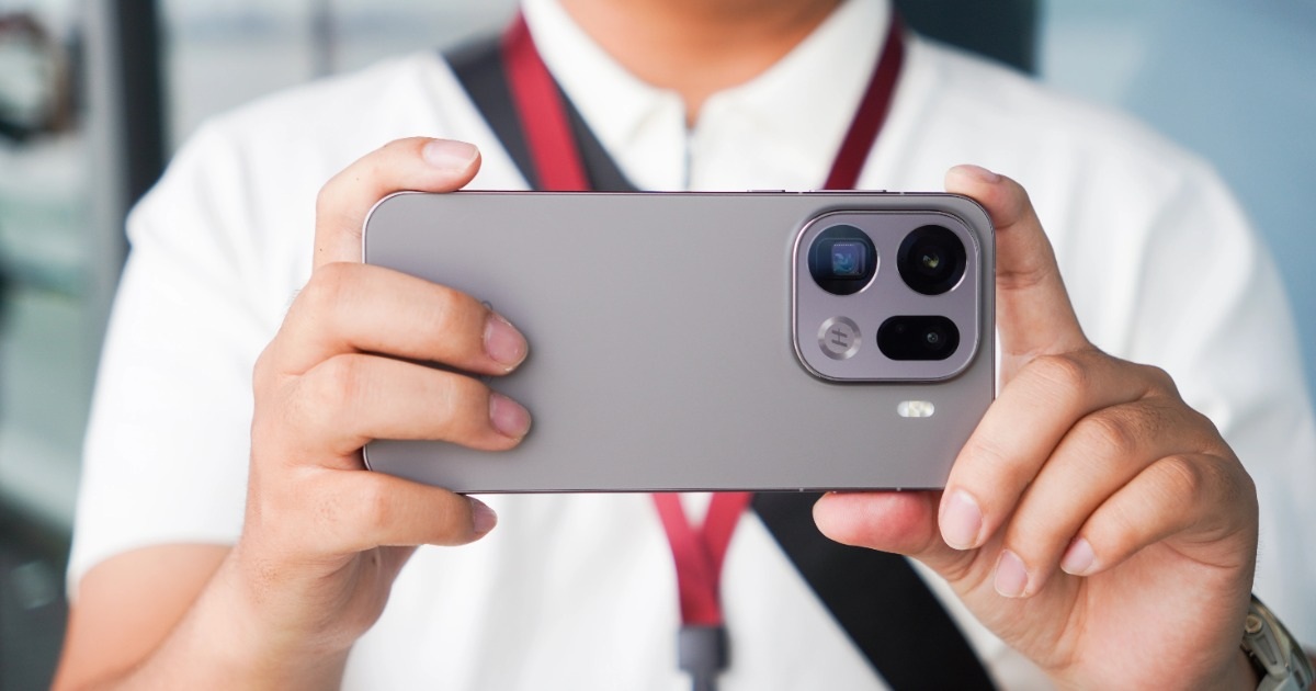 Đánh giá OPPO Find X9 Pro: Đối thủ đáng gờm của iPhone 17 Pro Max